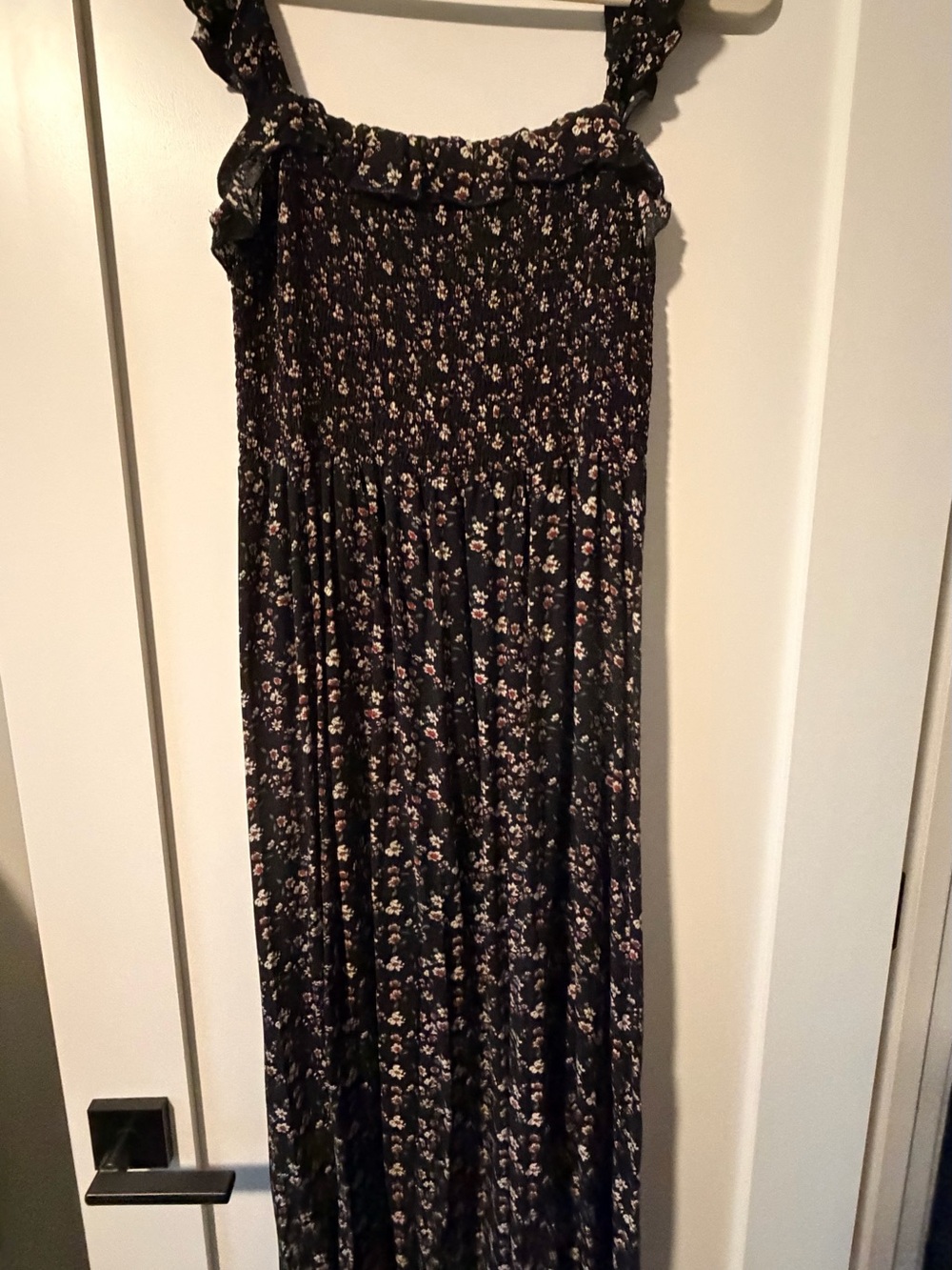 NATURAL LIFE Black Floral Smocked Midi Dress, Like New, Large - Picture 2 of 3